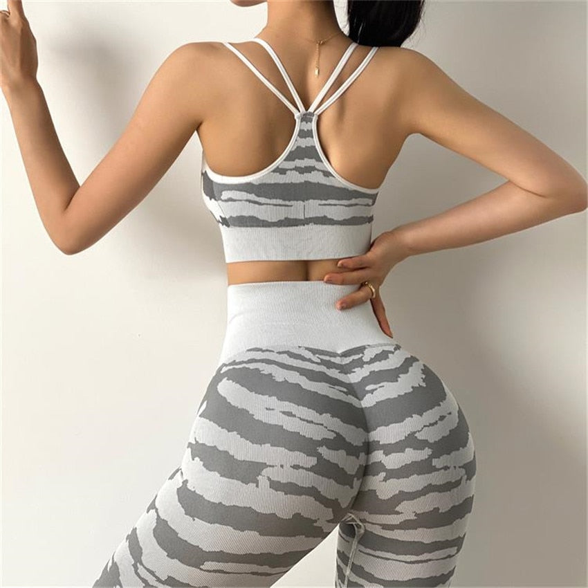Tiger Seamless Female Yoga Sets