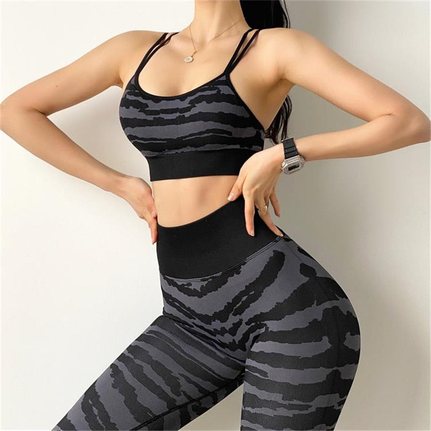 Tiger Seamless Female Yoga Sets