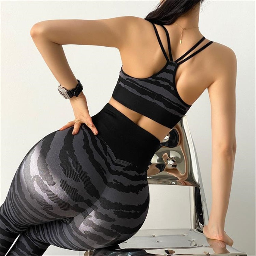 Tiger Seamless Female Yoga Sets