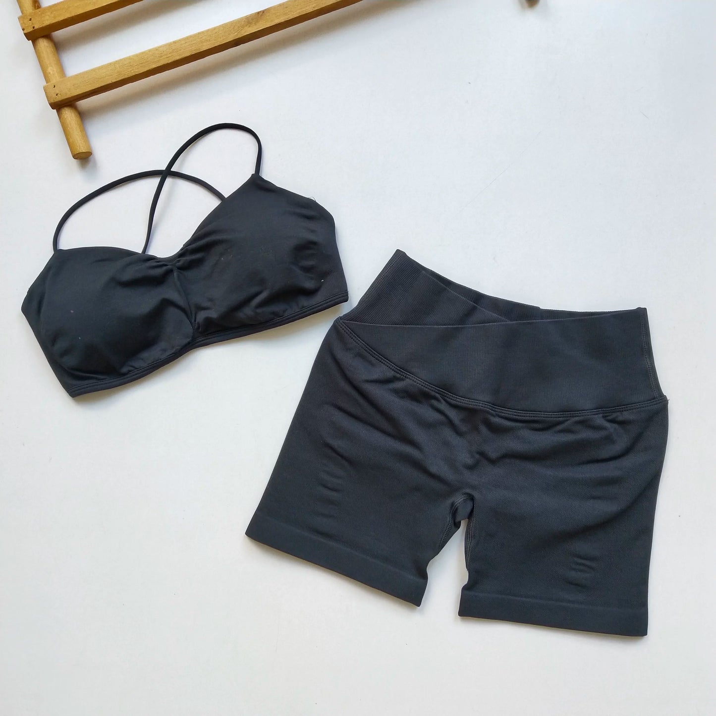 Two-Piece high quality workout Set - Bra + High-Waist Peach scrunch Shorts