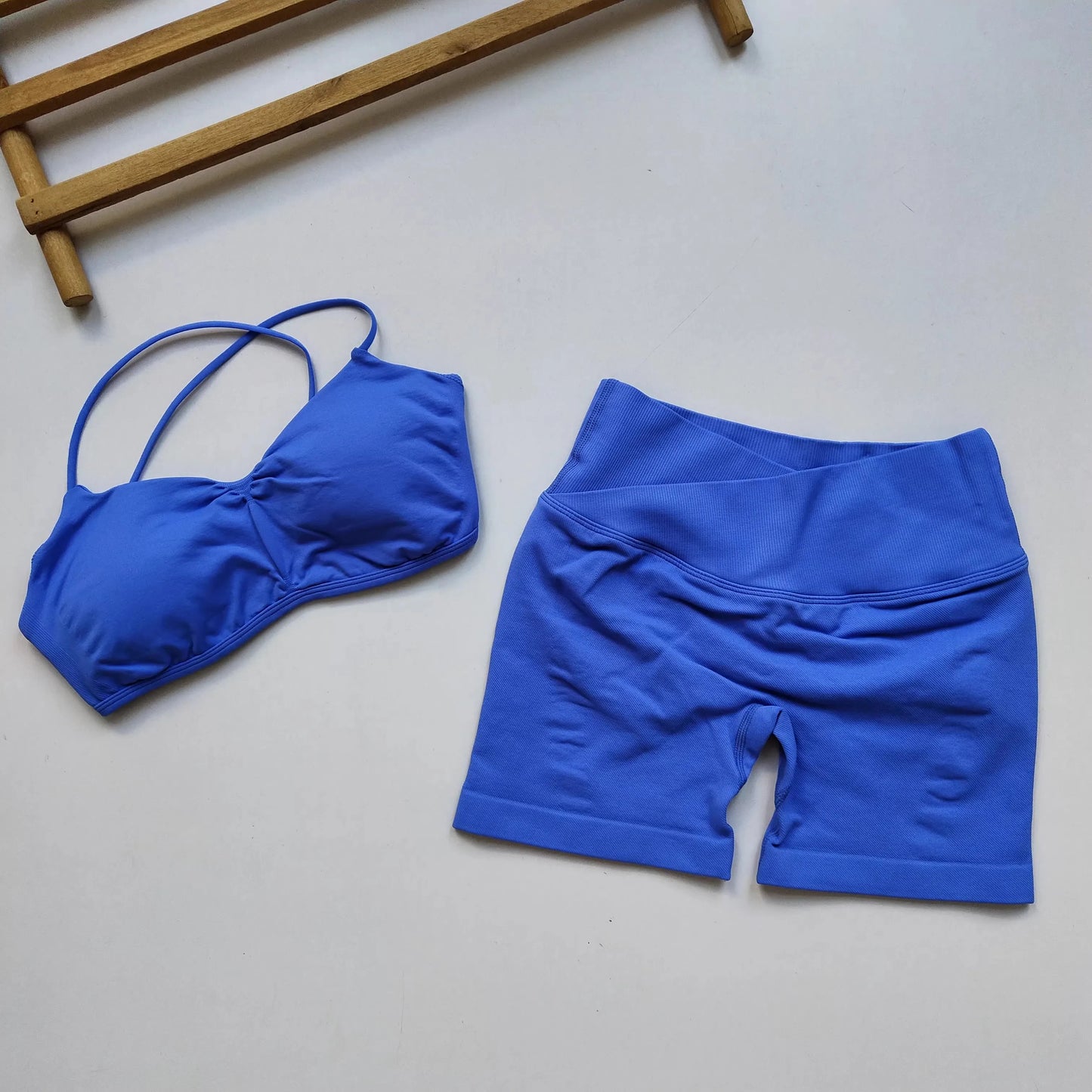 Two-Piece high quality workout Set - Bra + High-Waist Peach scrunch Shorts