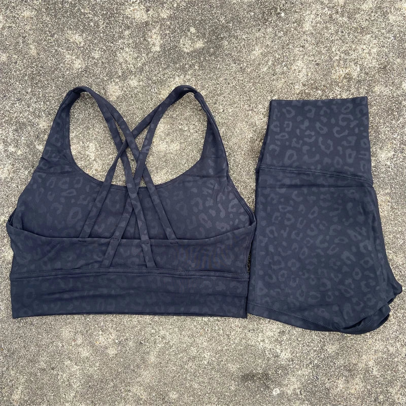 2 Piece workout Sports, Cross Back Bra + High Waist Shorts