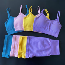 Load image into Gallery viewer, Seamless 2 Piece Yoga Set, Sports Bra+Shorts Set
